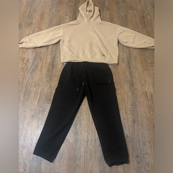 Free People Cut Above Joggers In Black - Picture 10 of 16